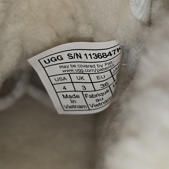 UGG Big Kid's 4 Neumel II Grade School Boot leather - Picture 8 of 9